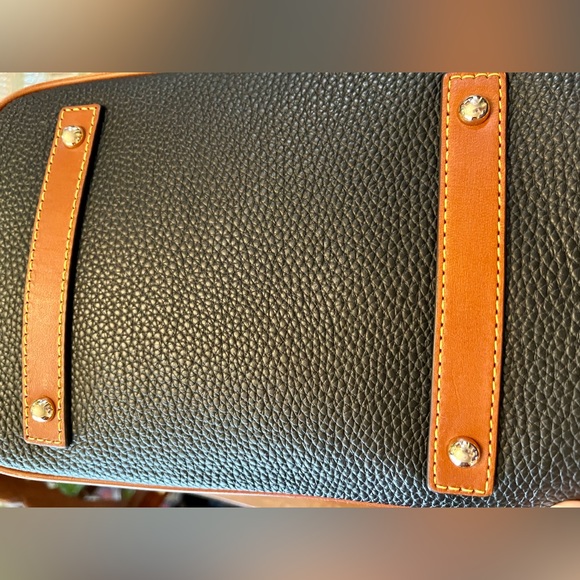 Pebble Collection by Dooney & Bourke Drawstring Bucket Bag. Like New. - Picture 9 of 14